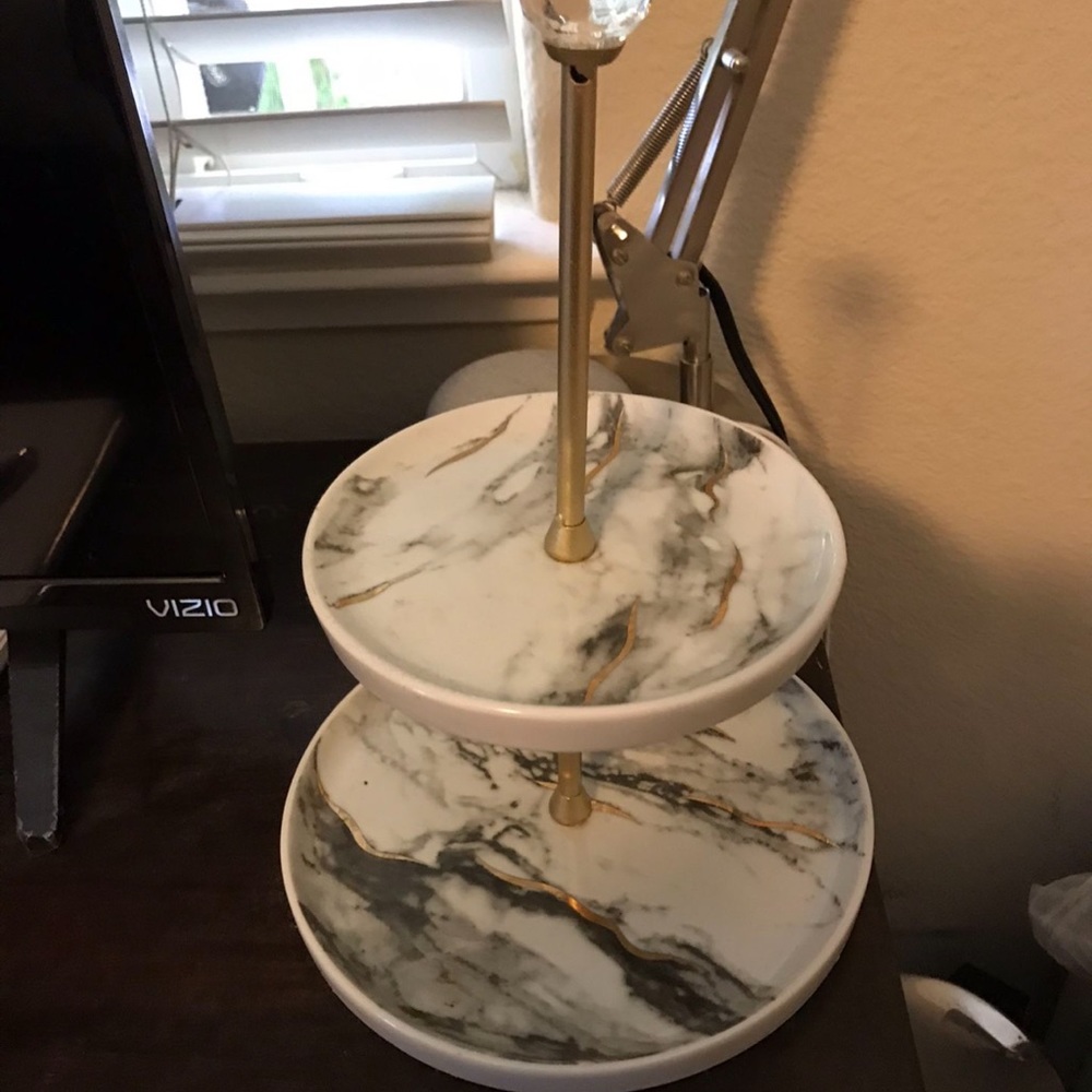 Cynthia Rowley Marbled Jewelry stand